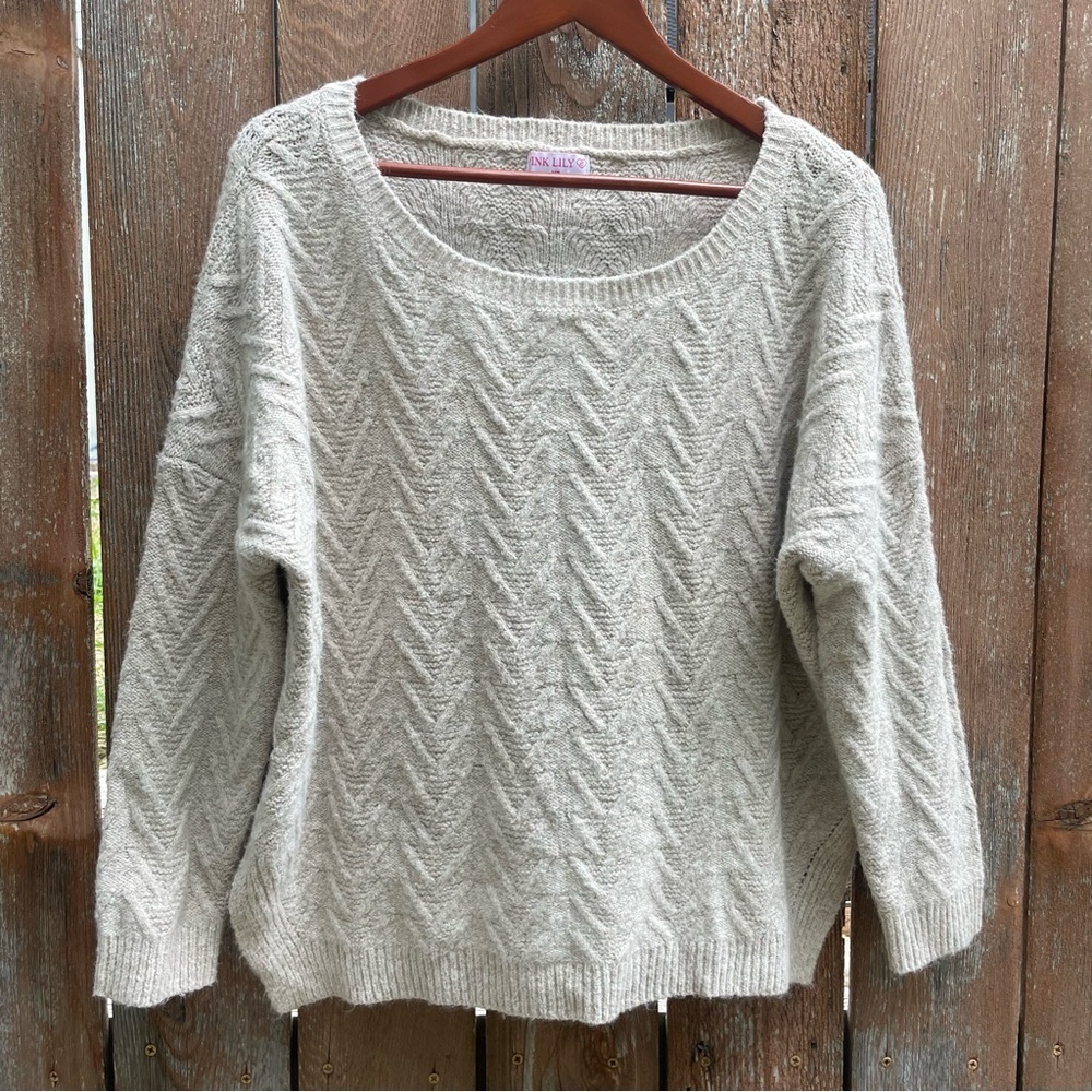 PINK LILY Women’s Tan Chevron Knit Oversized Sweater Size XS
